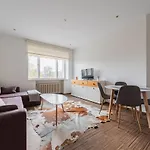 City Center Cozy One Bedroom Studio
